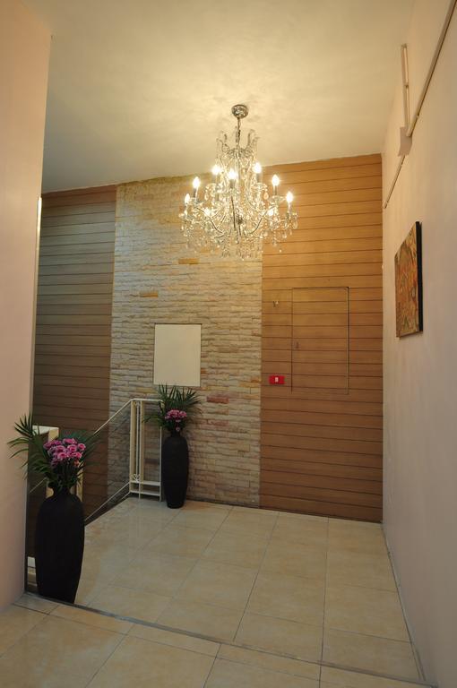 Orchid Hostel Bangkok Dış mekan fotoğraf