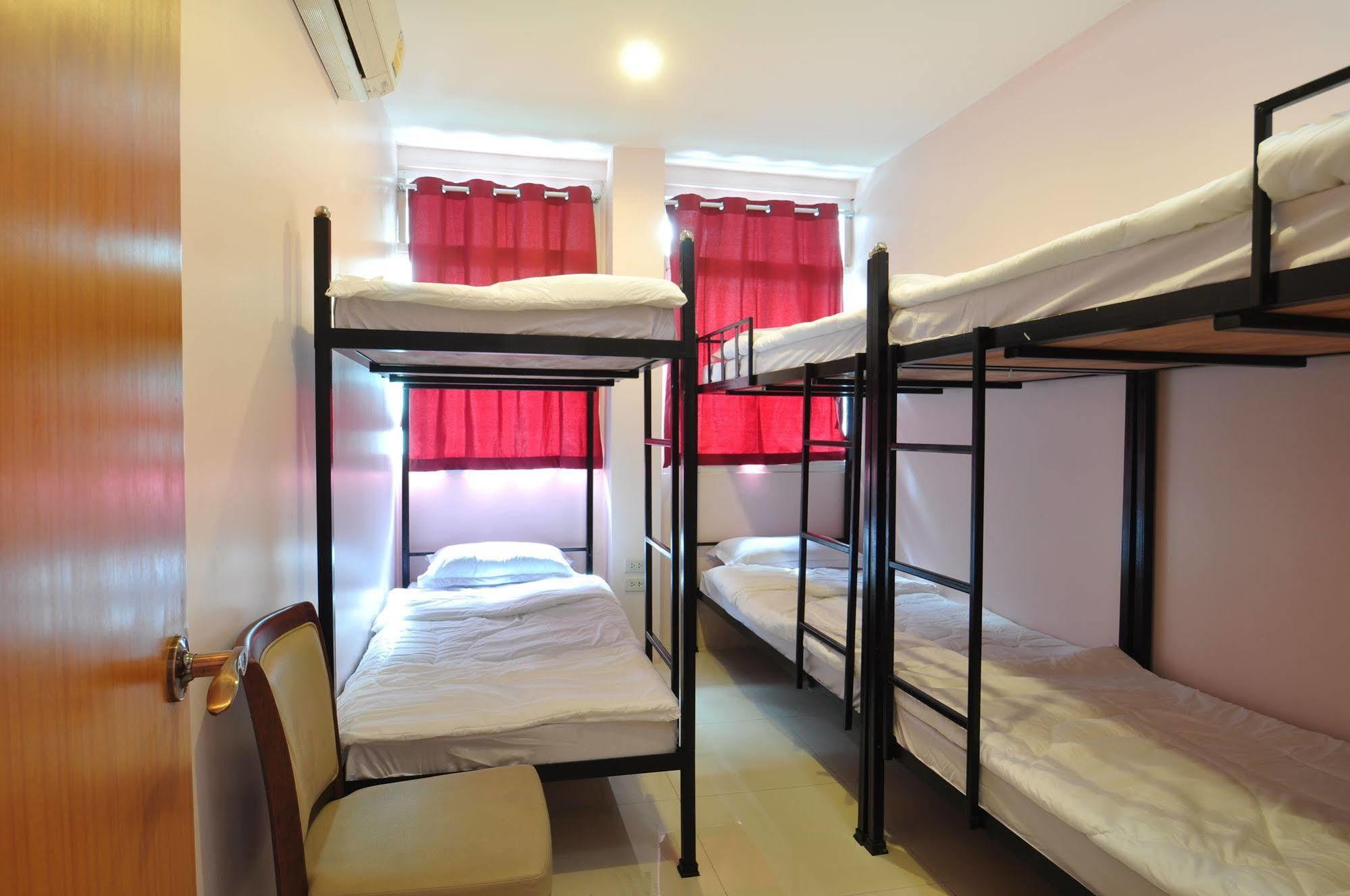 Orchid Hostel Bangkok Dış mekan fotoğraf