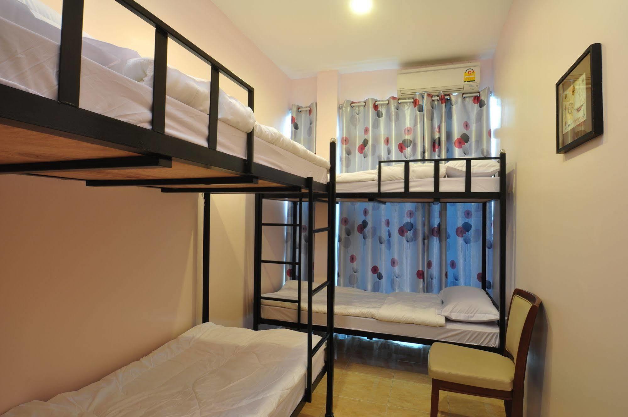 Orchid Hostel Bangkok Dış mekan fotoğraf