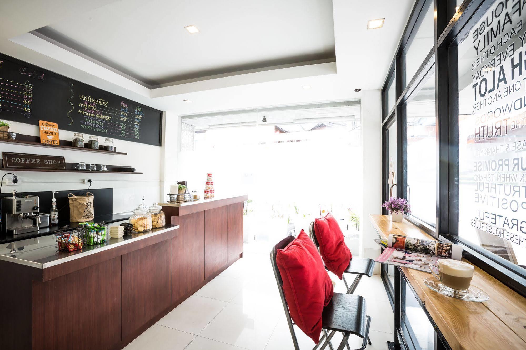 Orchid Hostel Bangkok Dış mekan fotoğraf