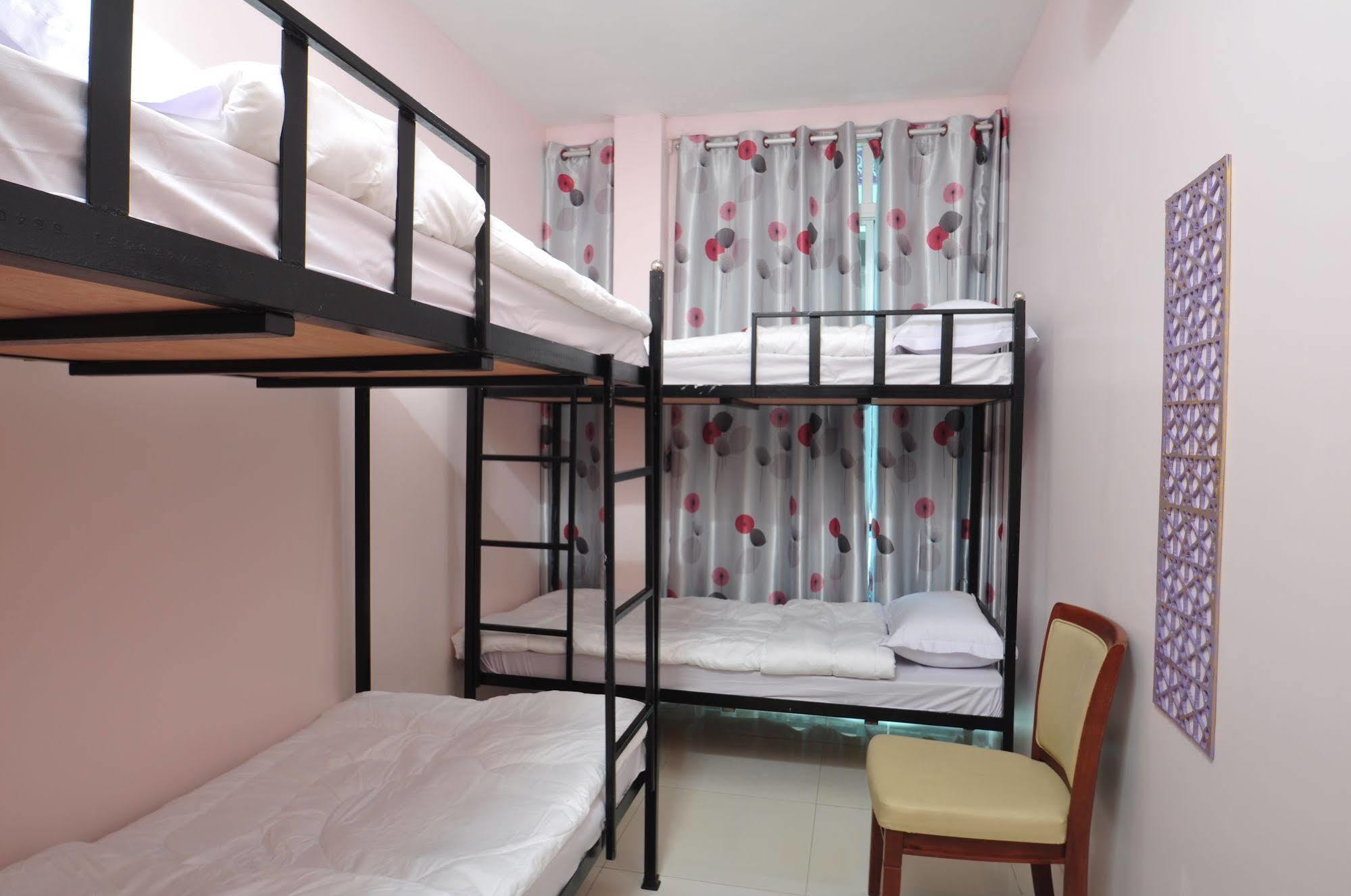 Orchid Hostel Bangkok Dış mekan fotoğraf