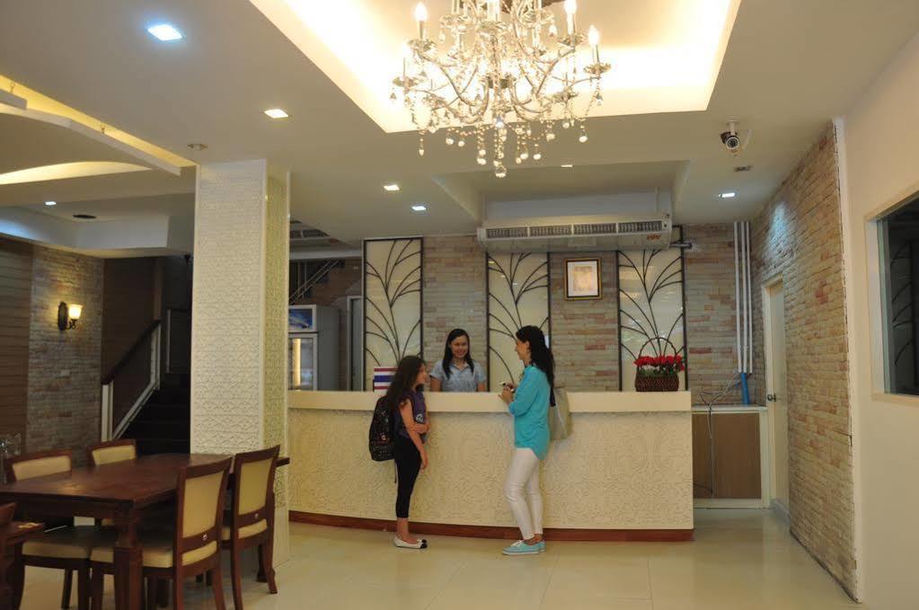Orchid Hostel Bangkok Dış mekan fotoğraf